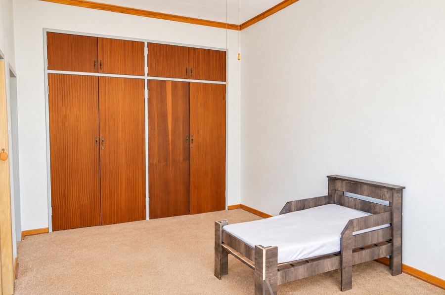 5 Bedroom Property for Sale in La Hoff North West
